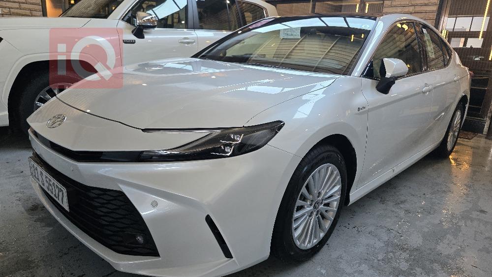 تۆیۆتا کامری